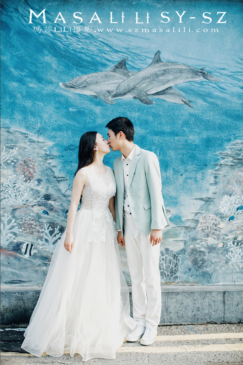 凌先生夫妇 幸福浪漫香港旅拍婚纱照             拍摄场景香港石澳海景维多利亚港夜景婚纱照瑪莎莉莉出品
