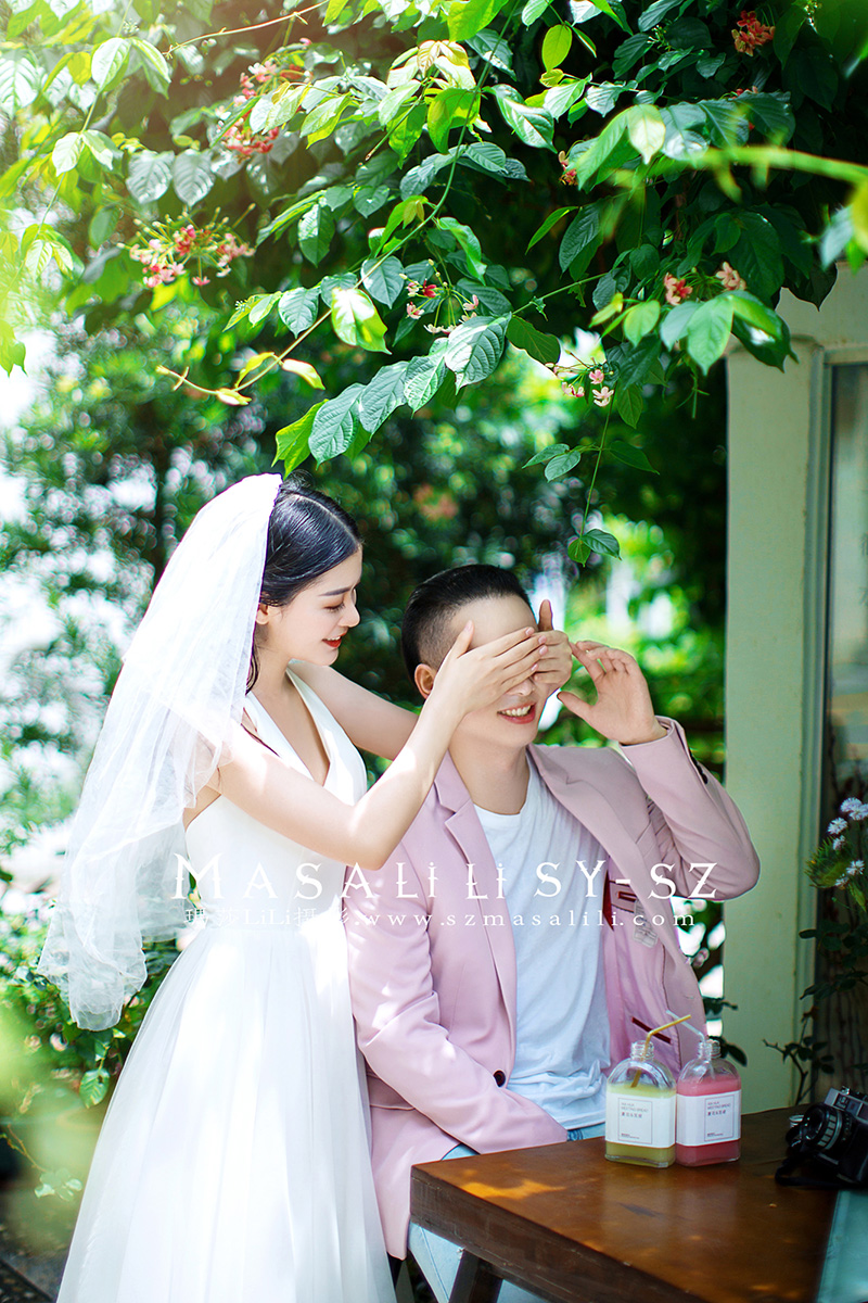 杨先生&小玉夫妇街拍小清新婚纱照                        深圳婚纱摄影工作室玛莎莉莉摄影出品