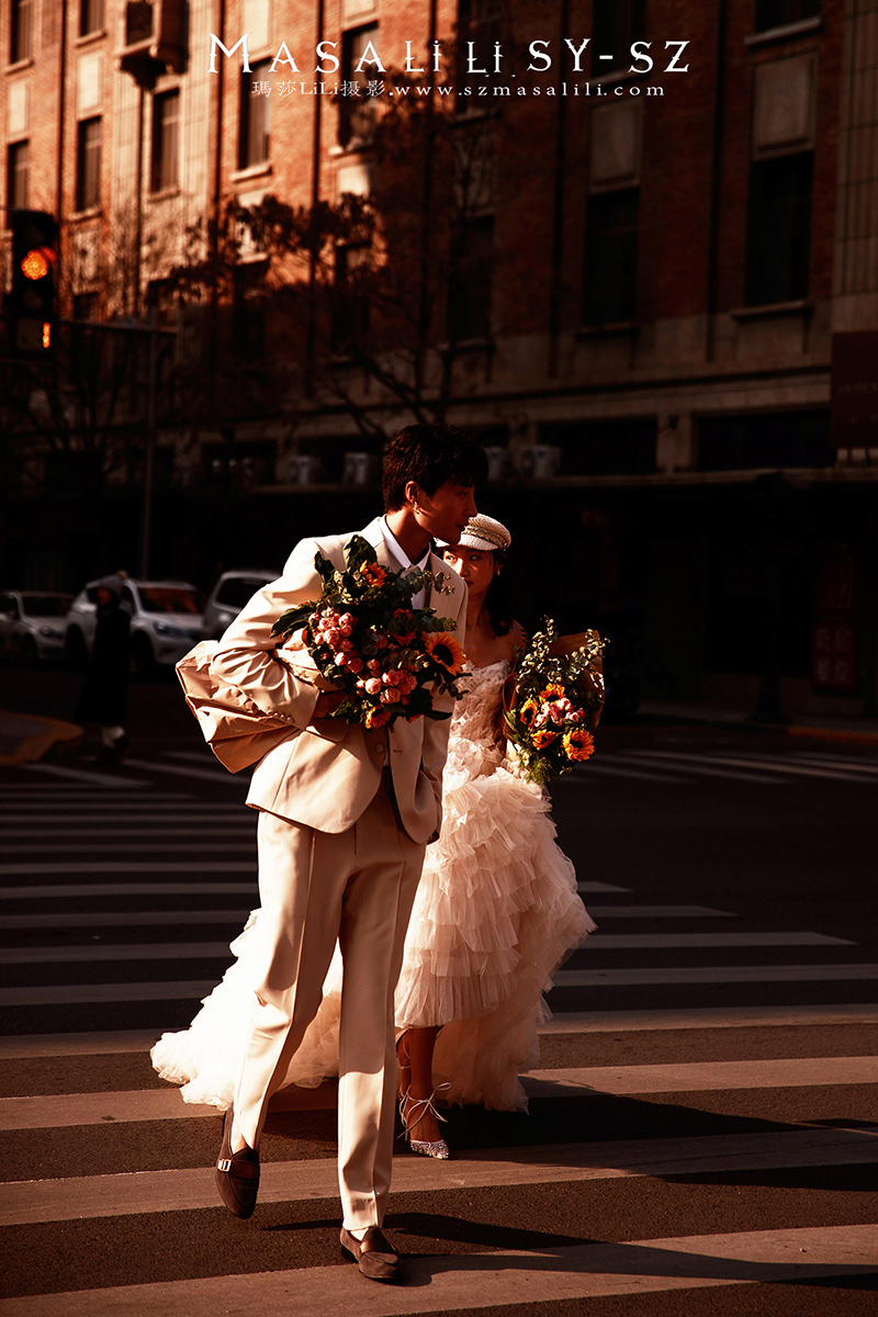 城市街拍                         深圳旅拍婚纱照 玛莎LiLi婚纱摄影